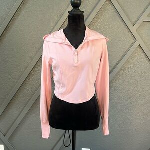 Forever 21; Crop top sweatshirt pullover ; size M